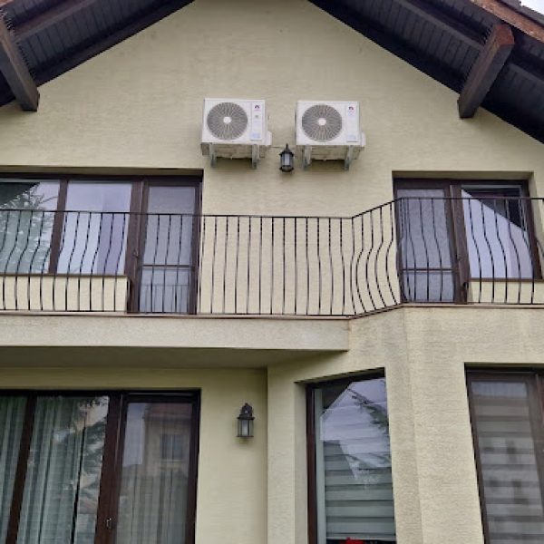 Montaj aer condiționat exterior Sibiu - 2 unități pe fațadă